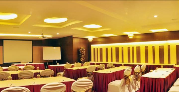 Hotel The Arcadia à Coimbatore Extérieur photo