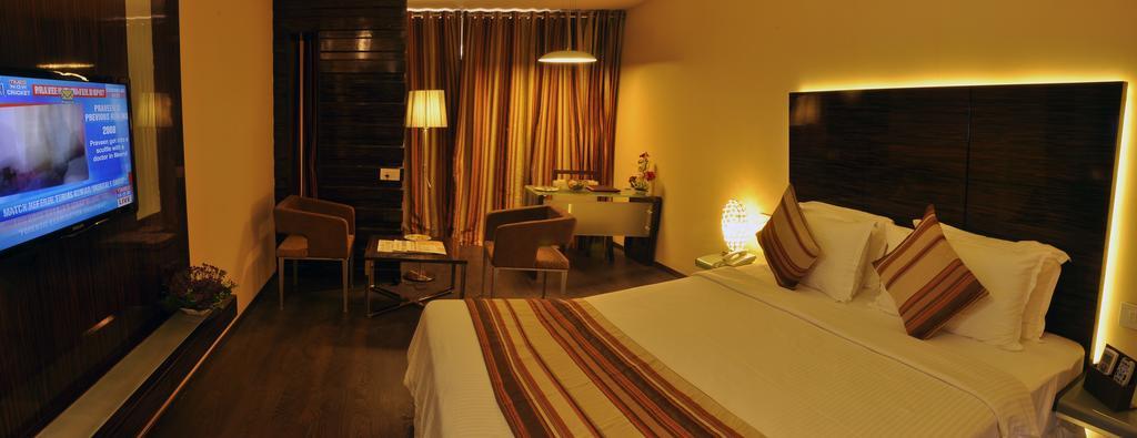 Hotel The Arcadia à Coimbatore Extérieur photo