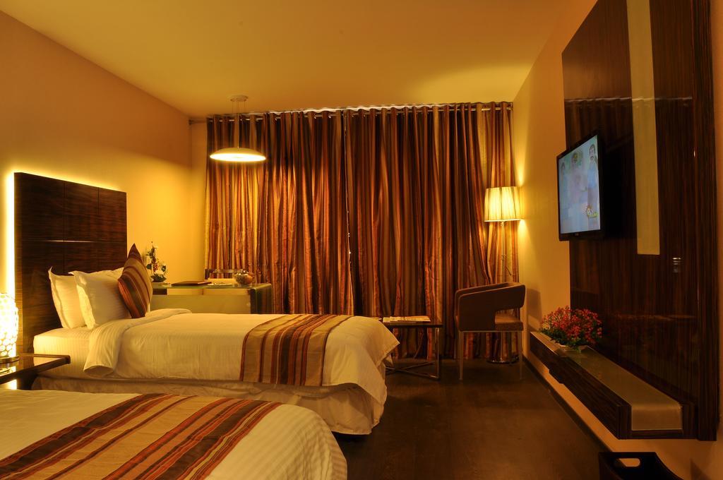 Hotel The Arcadia à Coimbatore Extérieur photo